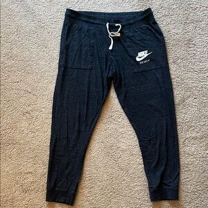 Nike Women’s Black Sweatpants with Logo- Gray